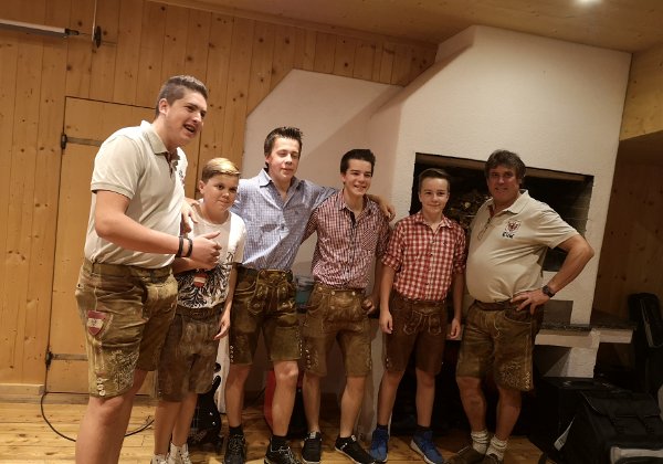 Fotogalerie 147 - Aufgspielt wird in der Grillalm
